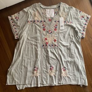 NWT Karyn Seo short sleeve 3x embroidered tee